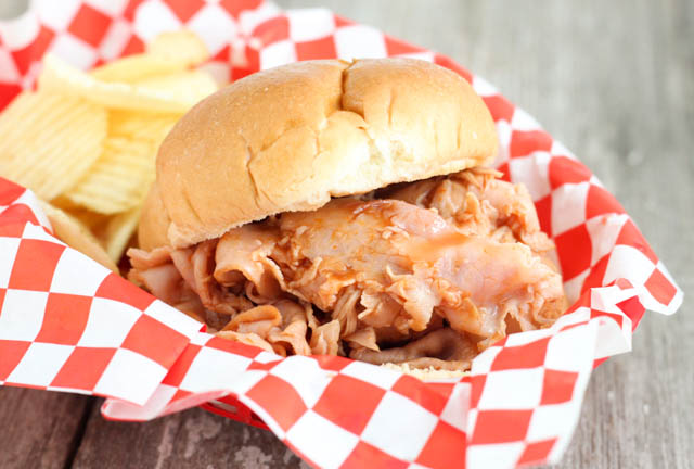 Slow Cooker Ham Barbecue Sandwiches